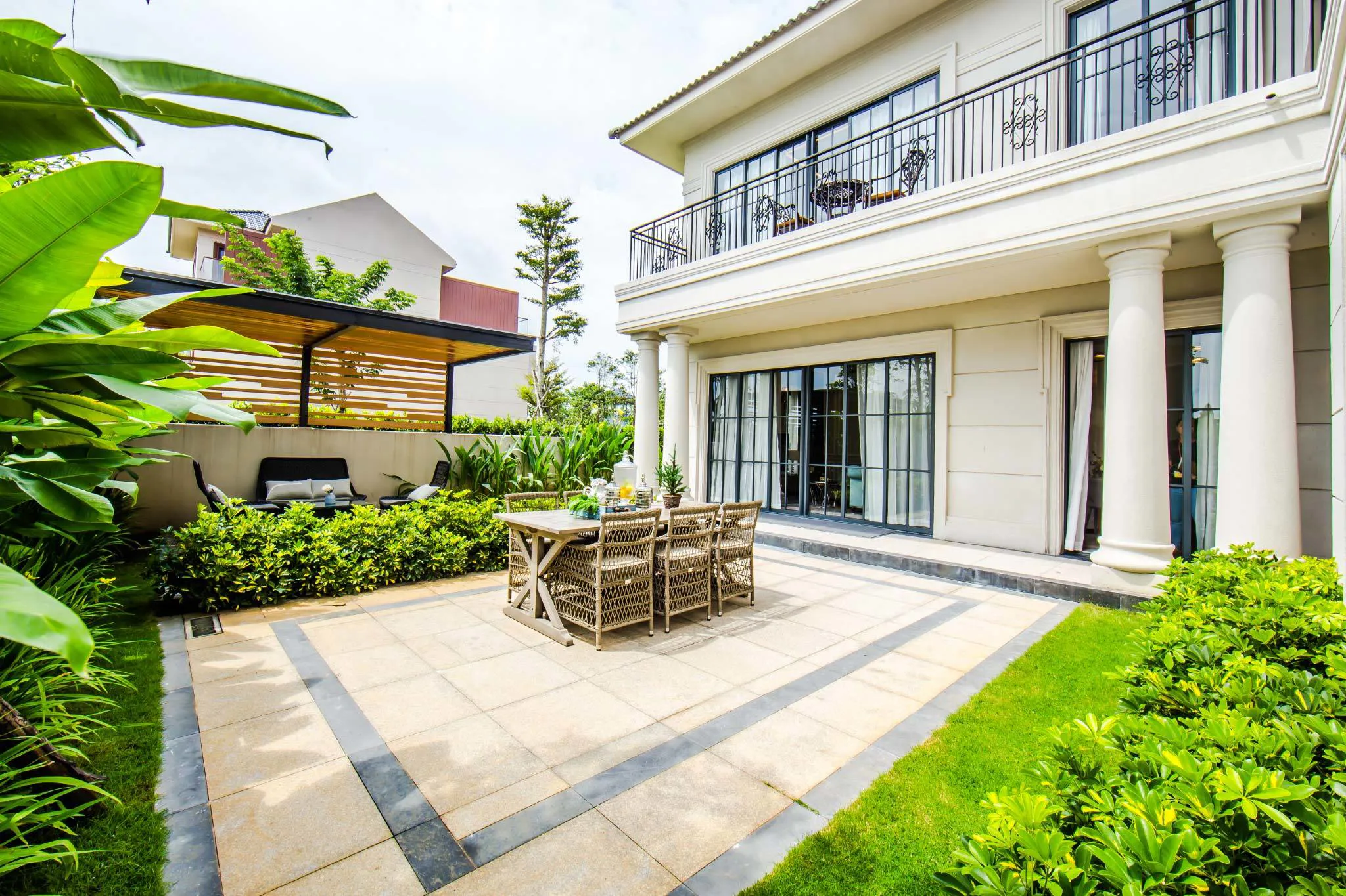 CFLD_smallvilla_solid_5