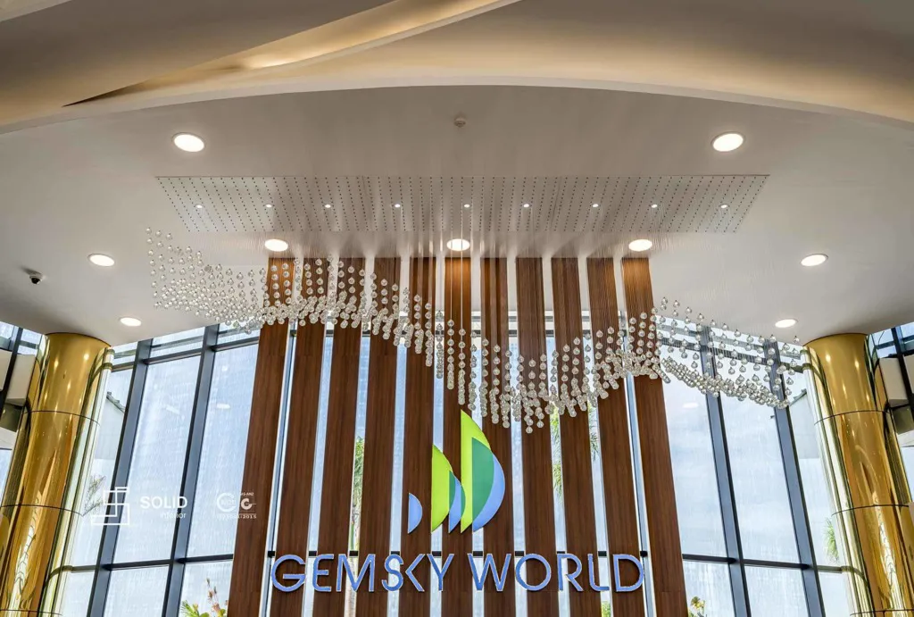 GEMSKY_SOLID_34