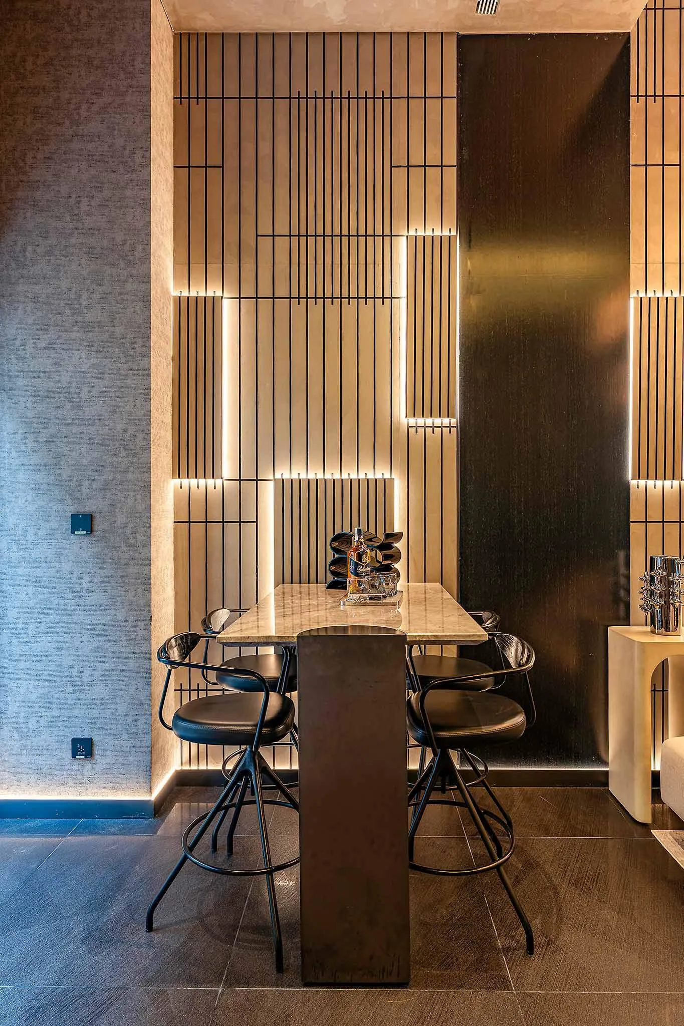 Sycamore-BD-By-Solid_Nha-pho-2-cover