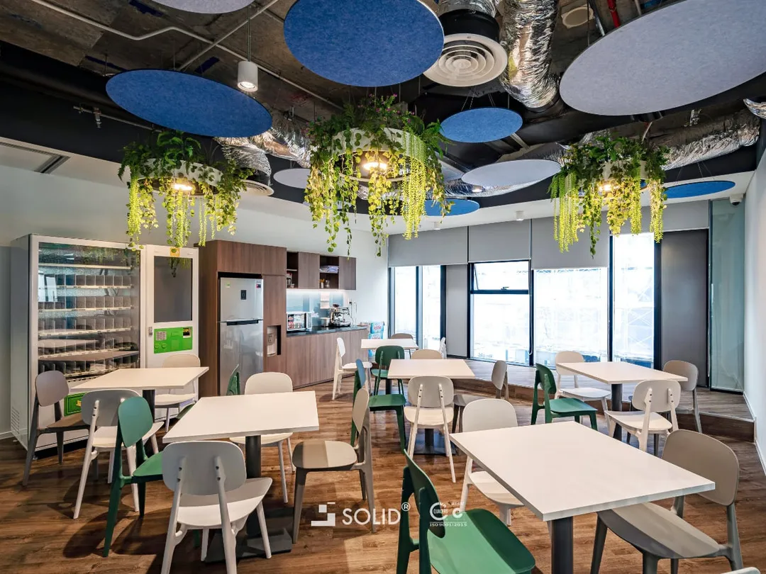 Vivi YinYang_SOLID 21_touch_web